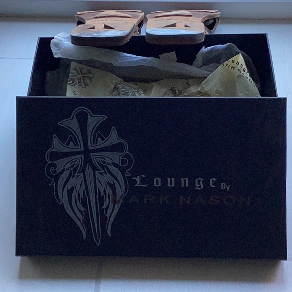 Sandals - Picture 3 of 3